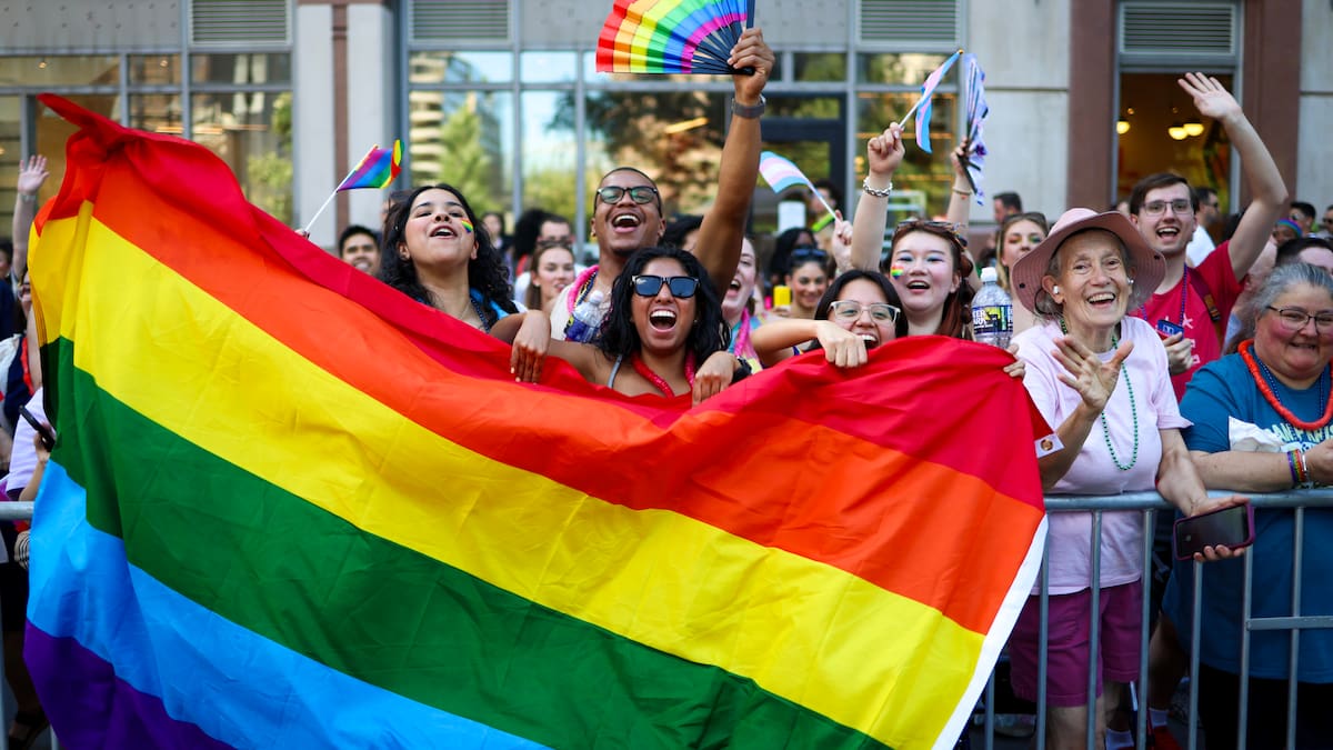 Orgullo de Sevilla 2026 llena la Alameda de conciertos gratis con Chenoa, Rosa López, Agoney y Conchita Wurst