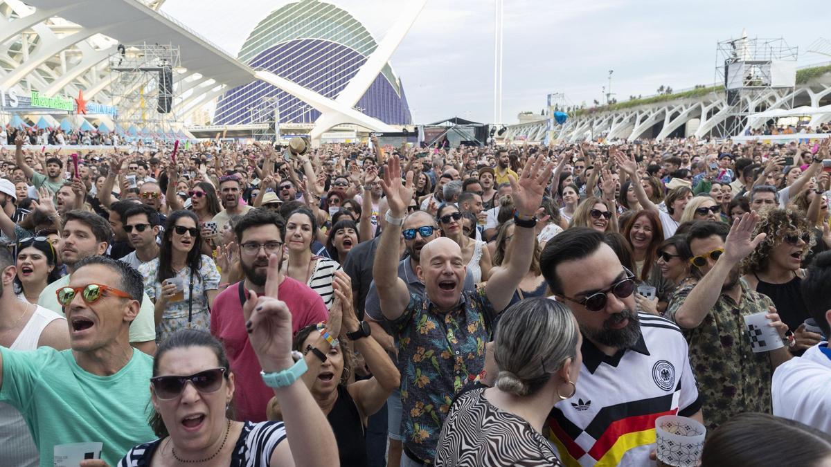 Festival de Les Arts 2026 durante la jornada marcada por las protestas por el sonido