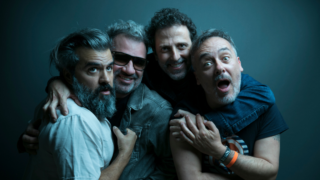 Love of Lesbian antes de su pausa temporal de escenarios