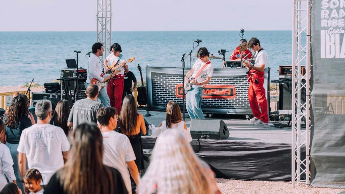 Concierto de Sonorama Goes to Ibiza junto al mar