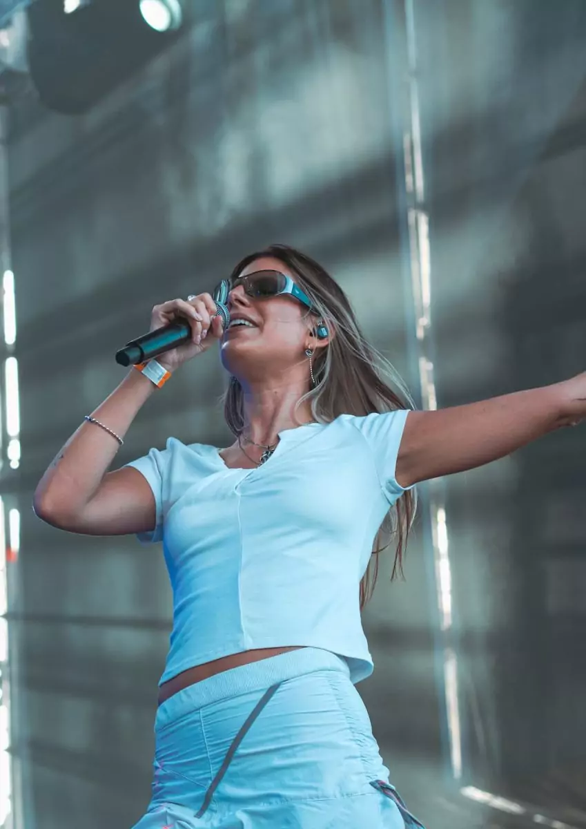 Ganges – Phe Festival 2025 Ganges en el escenario del Phe Festival 2025 en Tenerife, fotografía de Belén (@bedroomeyes_b)