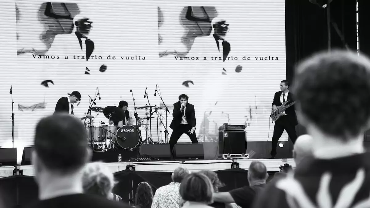 Los Blody 4 – Phe Festival 2025 Los Blody en concierto en el Phe Festival 2025 en Tenerife, fotografía de Belén (@bedroomeyes_b)