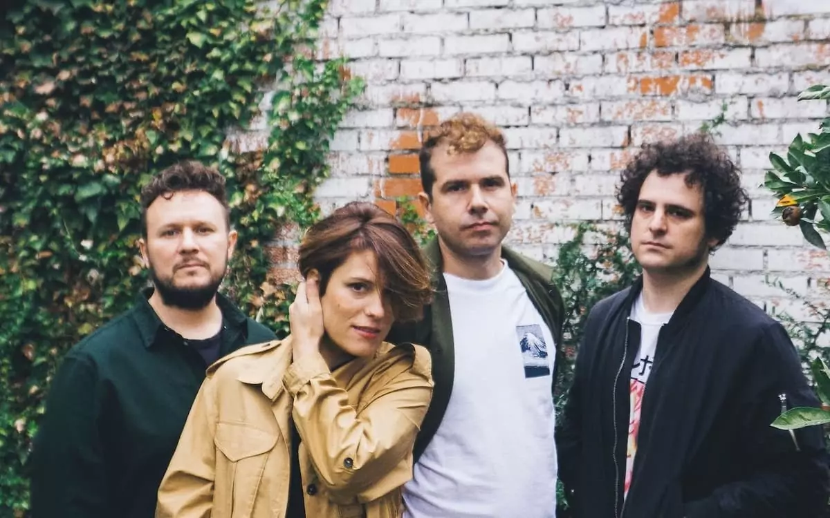 Triángulo de Amor Bizarro